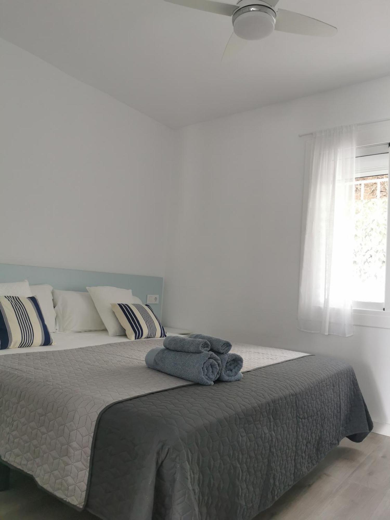 Apartamento Canyelles Playa Roses Extérieur photo