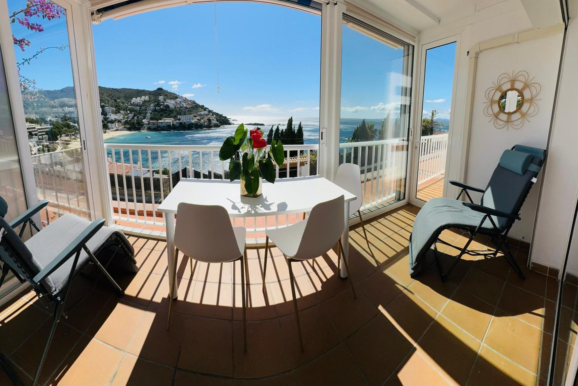 Apartamento Canyelles Playa Roses Extérieur photo